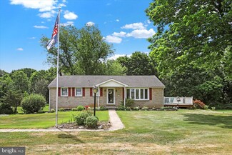 150 Lawrence Ln, Carlisle, PA 17015