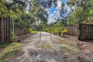 3401 51st St, Sarasota, FL 34235