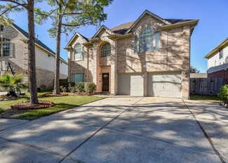 12418 Ashford Valley Dr, Sugar Land, TX 77478
