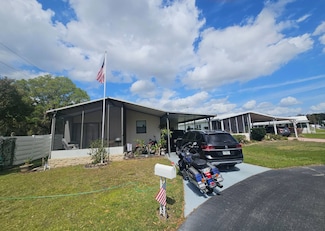 305 Bruce Ave, Wildwood, FL 34785