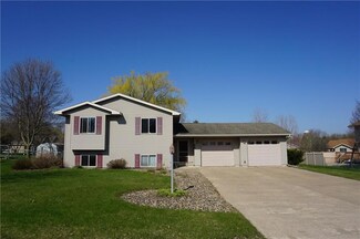 520 5th Ave, Baldwin, WI 54002