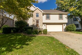 1504 Courtland Ave, Normal, IL 61761