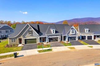 400 Farrow Dr, Charlottesville, VA 22901