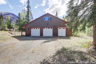 19127 Melissa Ln, Chugiak, AK 99567