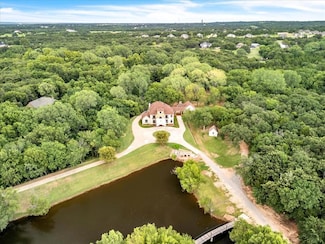 14000 Edmond Lake Rd, Jones, OK 73049