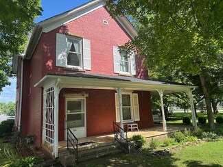 103 Cowan St W, Cowan, TN 37318