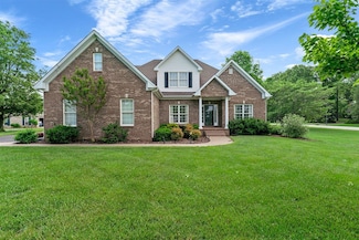 100 Stagecoach Dr, Alvaton, KY 42122