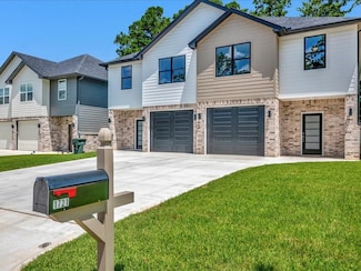 1721 Maroney Dr, Nacogdoches, TX 75965