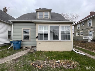 123 W 8th St, Mishawaka, IN 46544