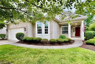 11704 Greystone Point, Strongsville, OH 44149