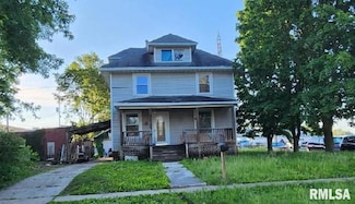 310 N Dean St, Bushnell, IL 61422