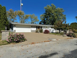 502 Elizabeth St, Streator, IL 61364