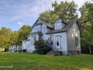 14796 92nd St NE, Hamilton, ND 58238
