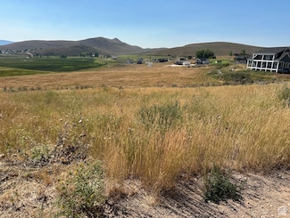 2640 S Eagle Dr, Garden City, UT 84028