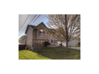 503 Maple Terrace, Wellsville, KS 66092