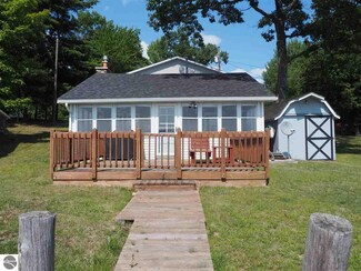 11744 E State St, Fife Lake, MI 49633