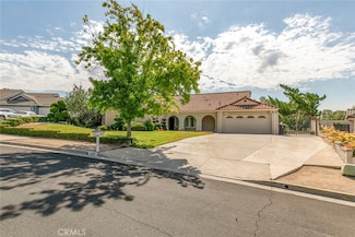 10928 Meseta Ave, Sunland, CA 91040