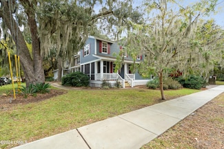 817 15th St Unit F, Port Royal, SC 29935