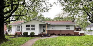 207 N Alton St, Freeburg, IL 62243