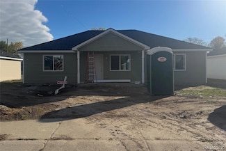 23272 Wellington Ave, Warren, MI 48089