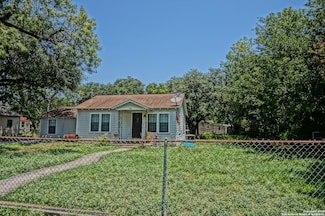 511 Grosvenor St, San Antonio, TX 78221