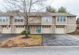 134 Elmcrest Dr, Fishkill, NY 12524