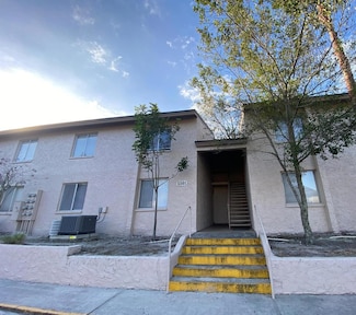 5501 Pokeweed Ct Unit D, Tampa, FL 33617