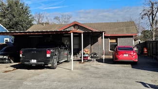 725 Bolling Ln, Houston, TX 77076