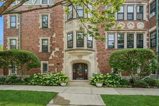 200 Lee St Unit 3A, Evanston, IL 60202
