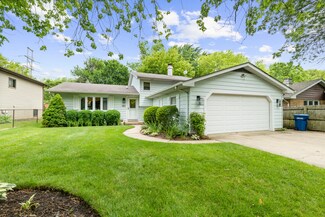 815 Jenkisson Ave, Lake Bluff, IL 60044