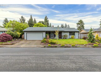 1644 NW 16th St, Gresham, OR 97030
