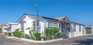 209 Road Runner Ln, Fountain Valley, CA 92708