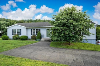 160 Gilberts Hill Rd, Lehighton, PA 18235