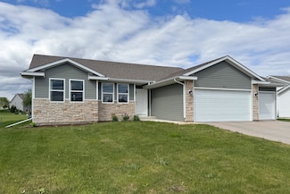 1014 Forest Garden Dr, Loves Park, IL 61111