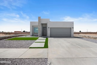 829 Paseo Pacifico Ave, El Paso, TX 79928