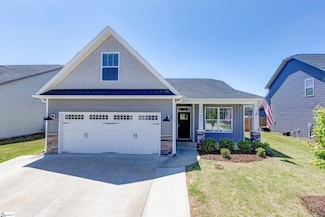 290 Foxbank Cir, Greer, SC 29651
