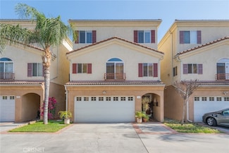 7340 De Soto Ave, Canoga Park, CA 91303