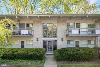 7764 Donnybrook Ct Unit 207, Annandale, VA 22003