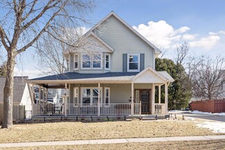 1333 5th St S, Stillwater, MN 55082