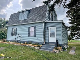 2149 Eagle Ave, Reynolds, ND 58275
