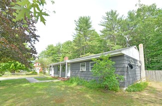 4 Fairview Ave, Gray, ME 04039