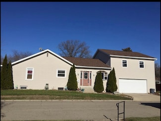 1502 N Joliet St, La Salle, IL 61301