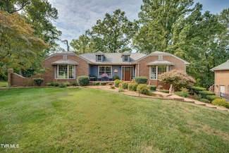 137 River Rd, Johnson City, TN 37601