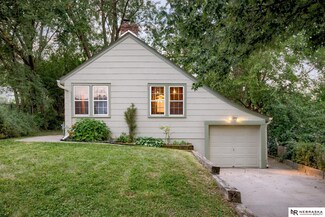 6031 Manderson St, Omaha, NE 68104