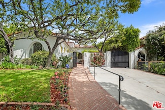 1348 Warner Ave, Los Angeles, CA 90024