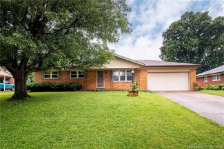 408 Lancassange Dr, Jeffersonville, IN 47130