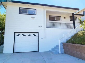 2490 Birch St, Martinez, CA 94553