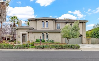 1037 Sunset Creek Ln, Pleasanton, CA 94566