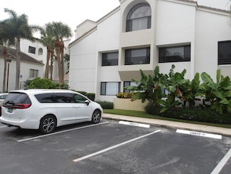 918 Oak Harbour Dr Unit 918, Juno Beach, FL 33408
