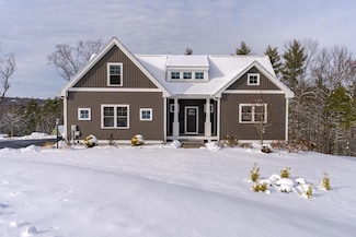 22 Sunrise Cir, Auburn, NH 03032